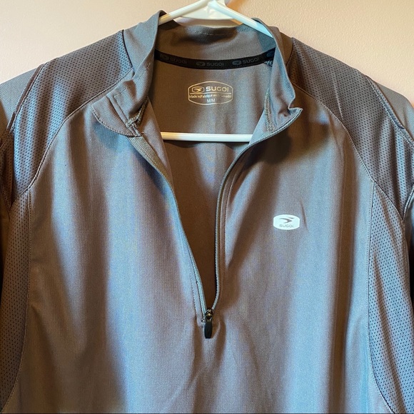 SUGOI Athletic Top - Picture 5 of 5